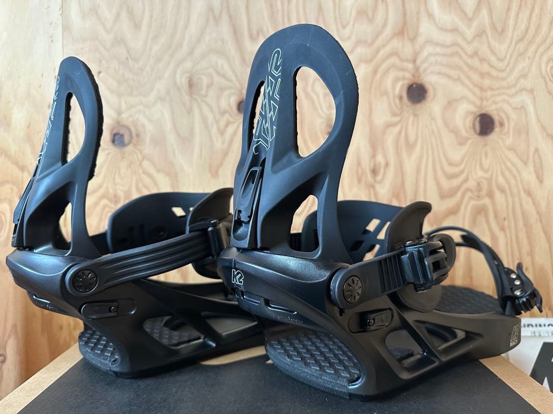 スノーボードビンディング　ブラック