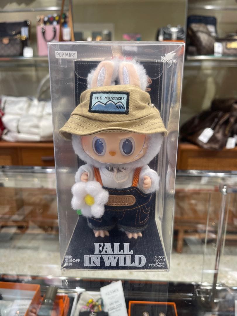 【心斎橋店】【正規品】ラブブ　フォール　イン　ワイルド　チャーム