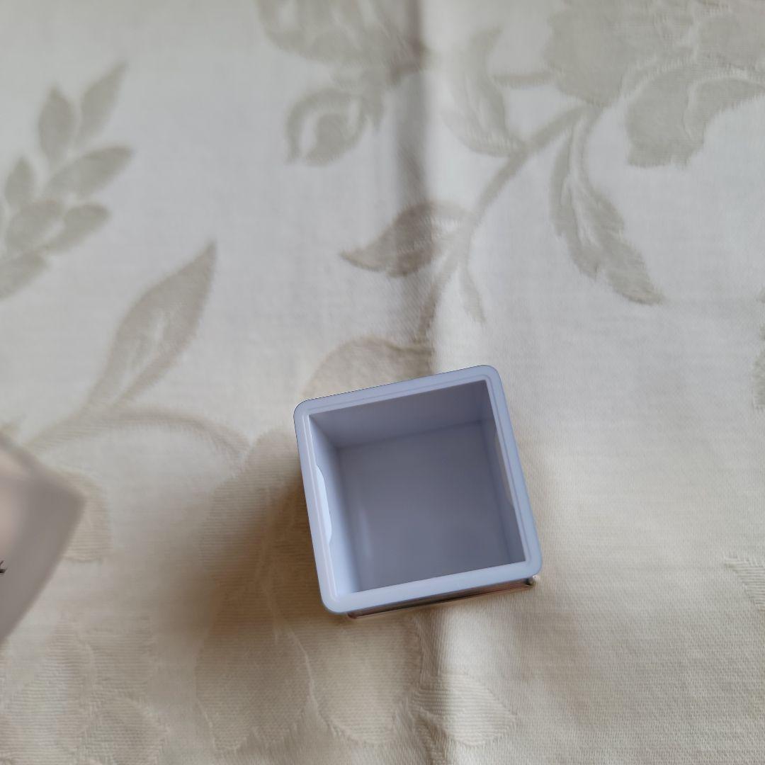 Dior Prestige Light in White UVプロテクター 01