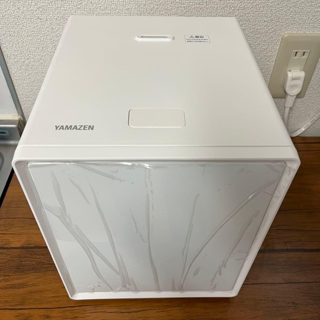 【未使用】 山善 5.5合 炊飯器 キューブ型 ホワイト YJS-CM102-W