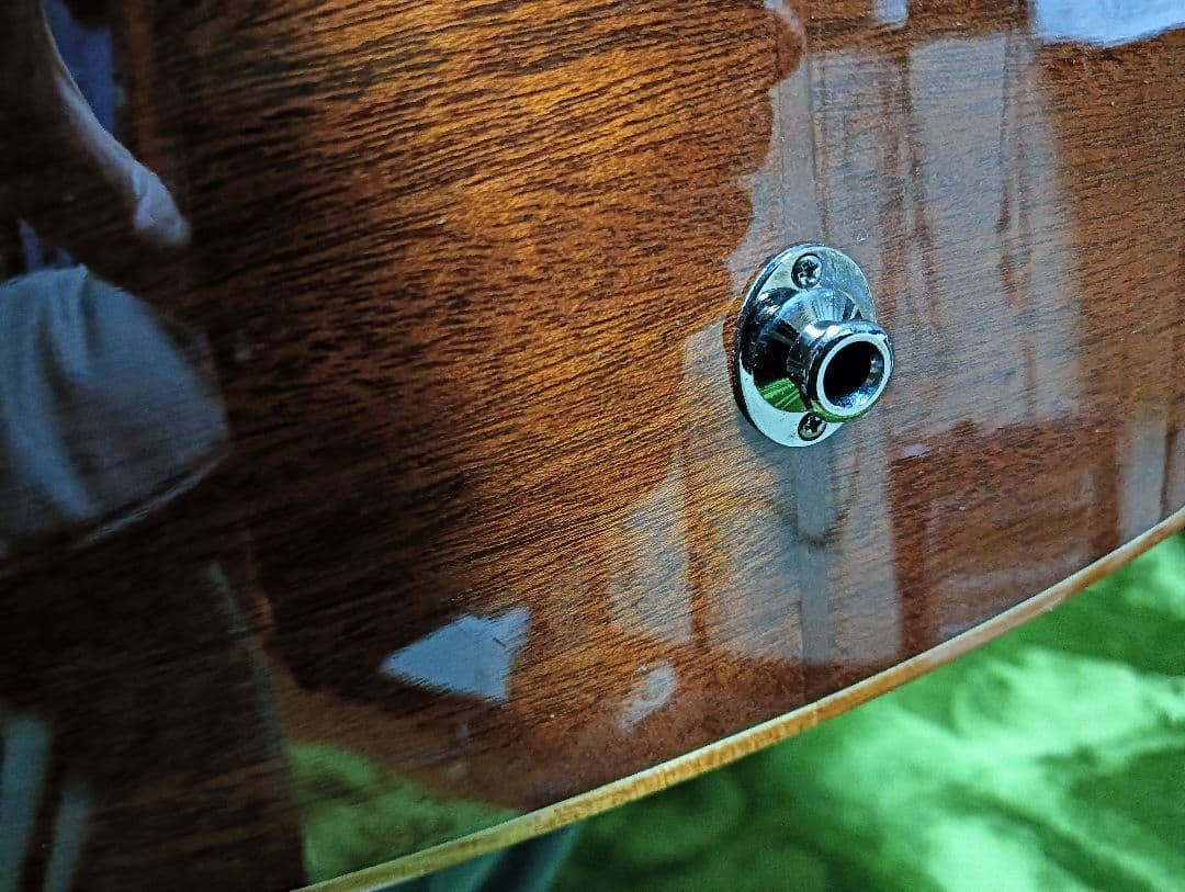 ヤマハ　エレアコギター　A1M