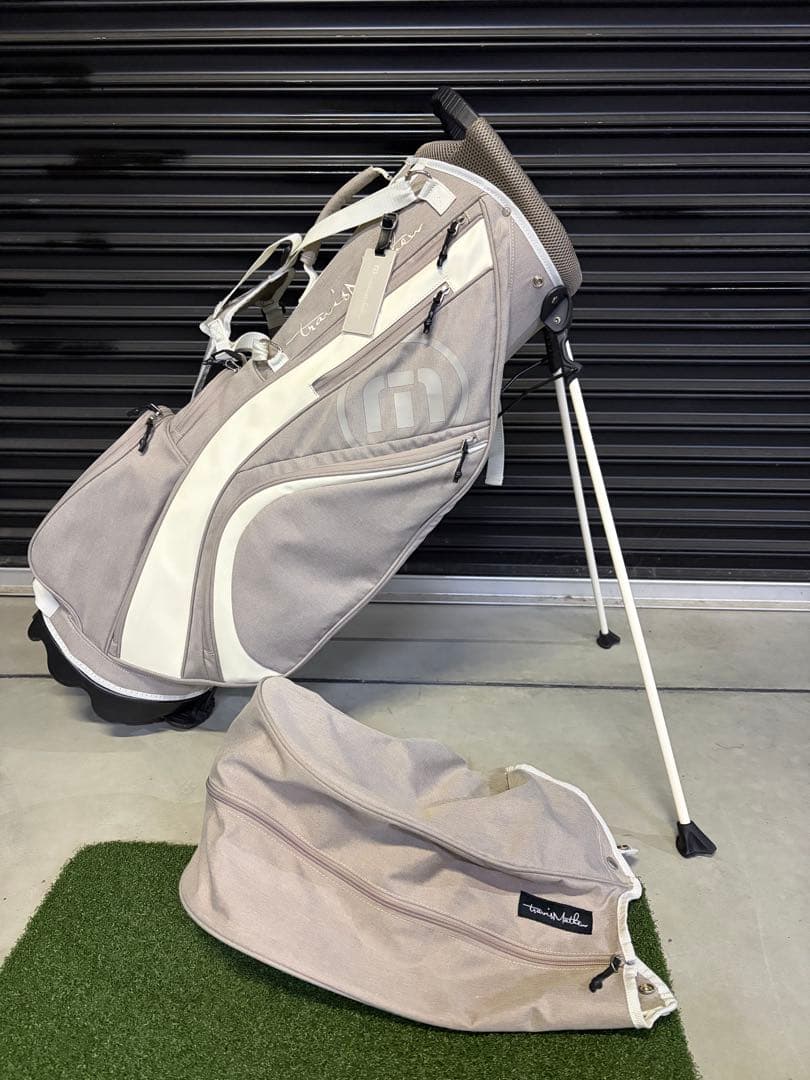 トラビスマシュー　キャディーバッグ
