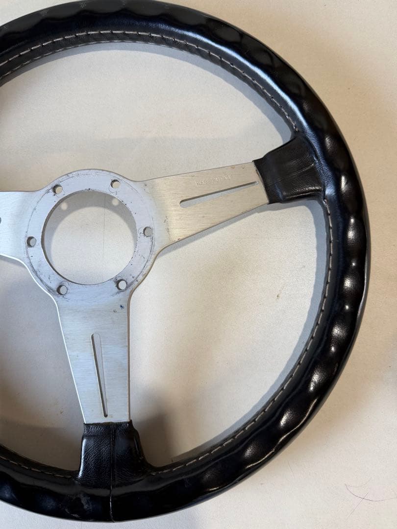 ナルディクラシック BC4556 シルバー レザーステアリング ホーンボタン