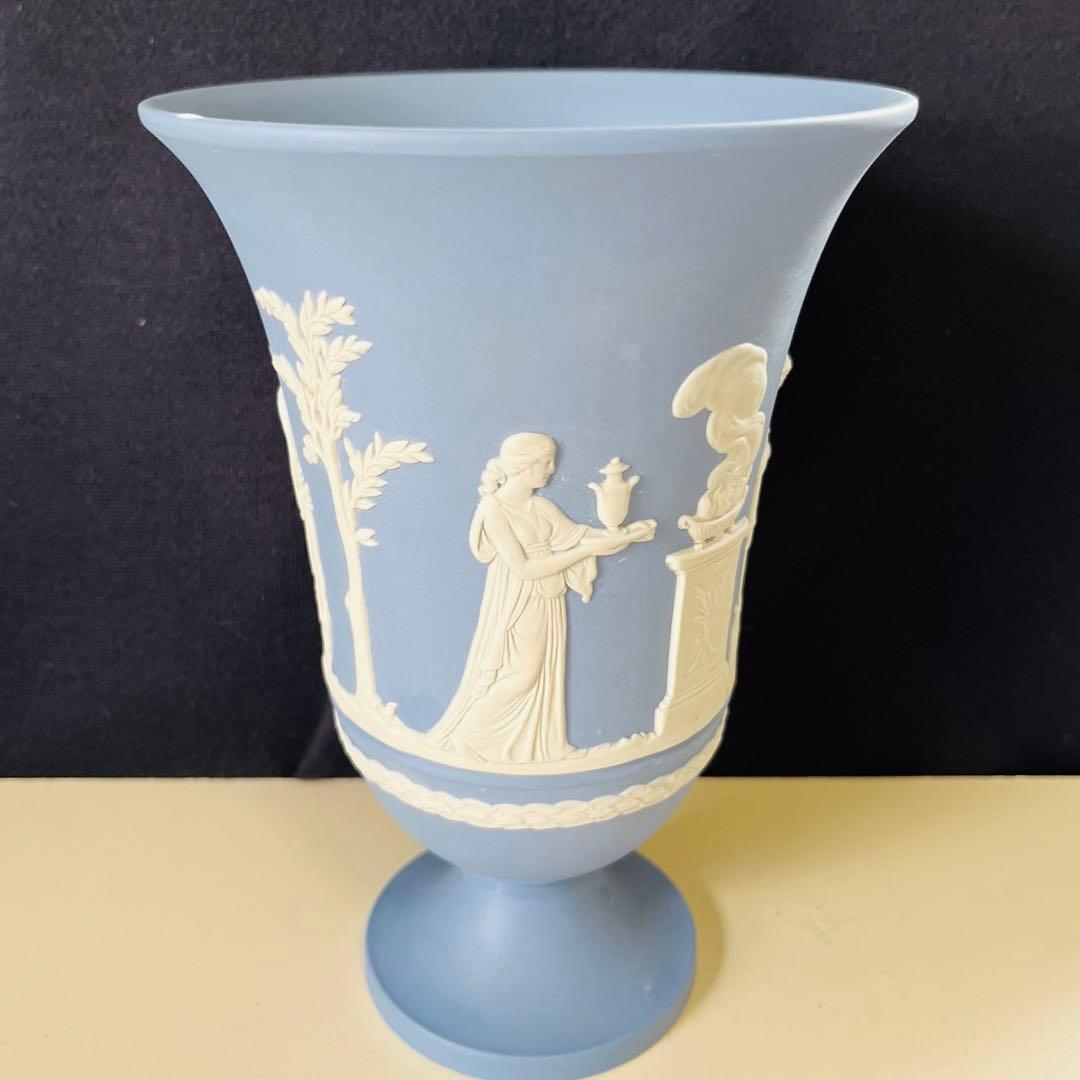 ウェッジウッド　ジャスパーウェア　花瓶　フラワーベース　ペールブルー