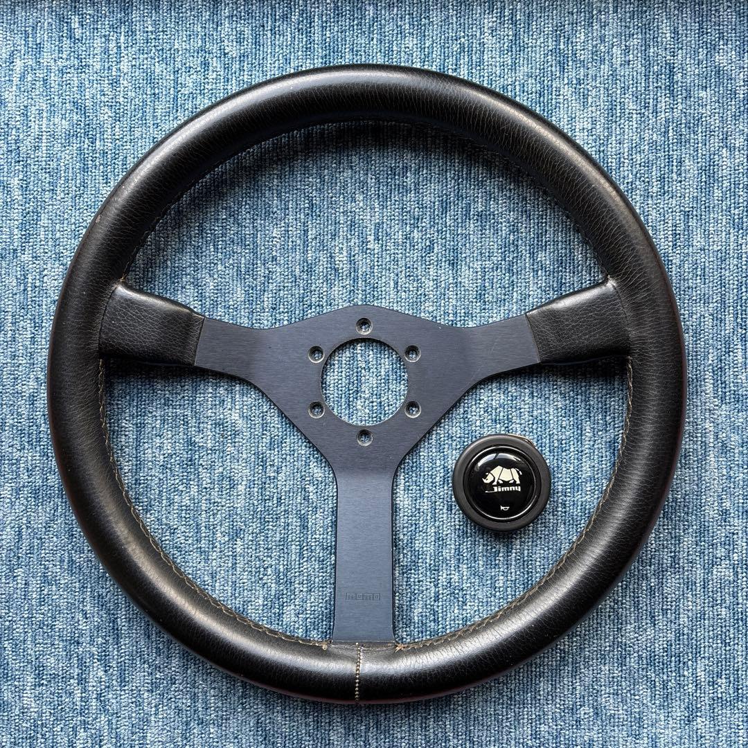 MOMO ステアリング 3スポーク 黒