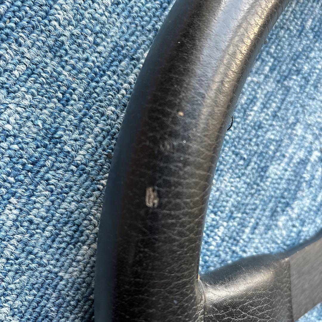 MOMO ステアリング 3スポーク 黒