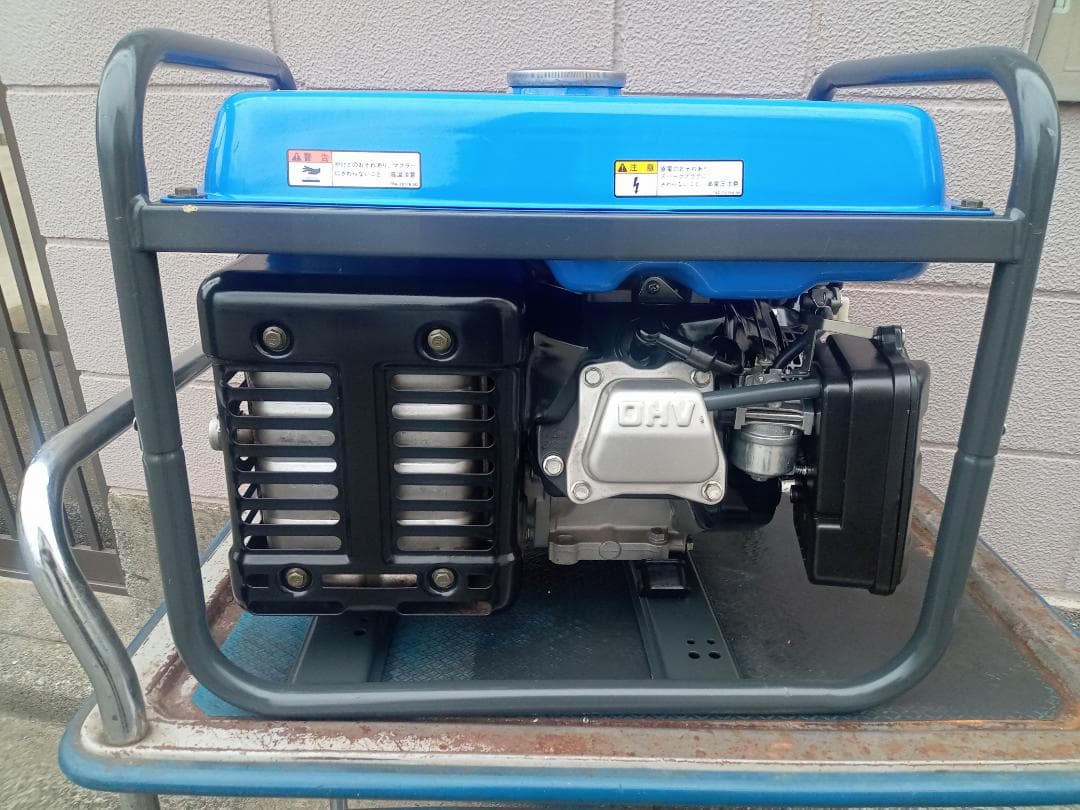 美品　YAMAHA　ヤマハ　エンジン発電機　EF23H
