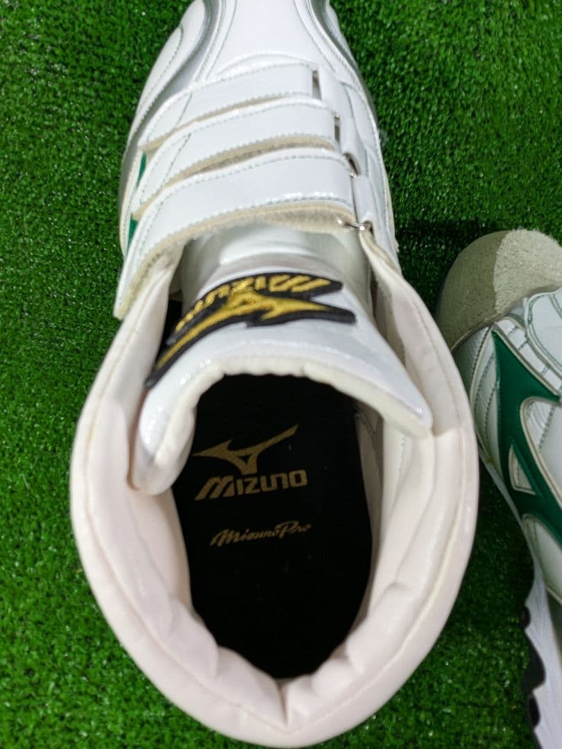 ミズノプロ　オーダー　スパイク　27㎝
