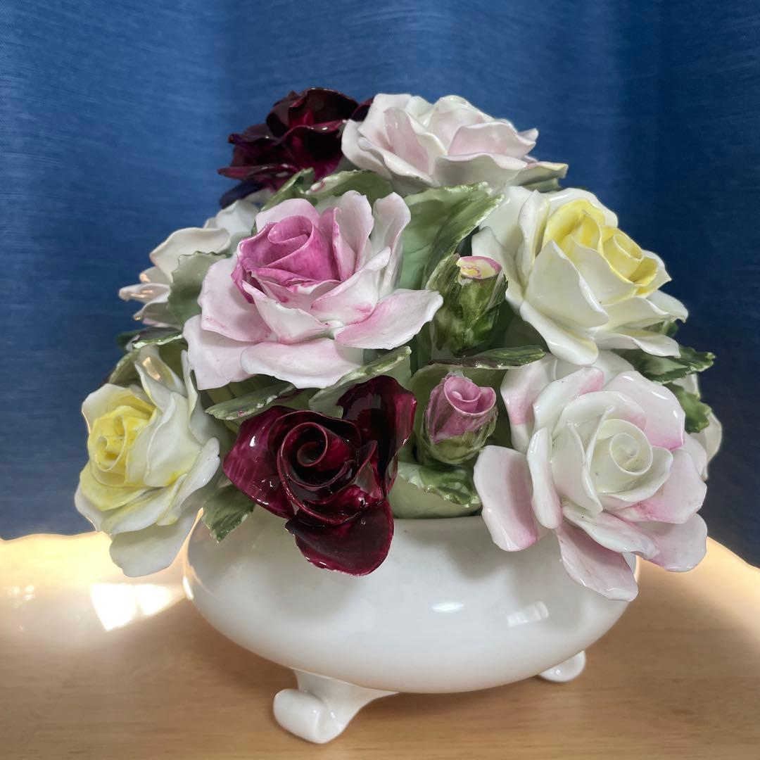 ロイヤルドルトン　陶器のバラ　置物　陶花　ヴィンテージ品