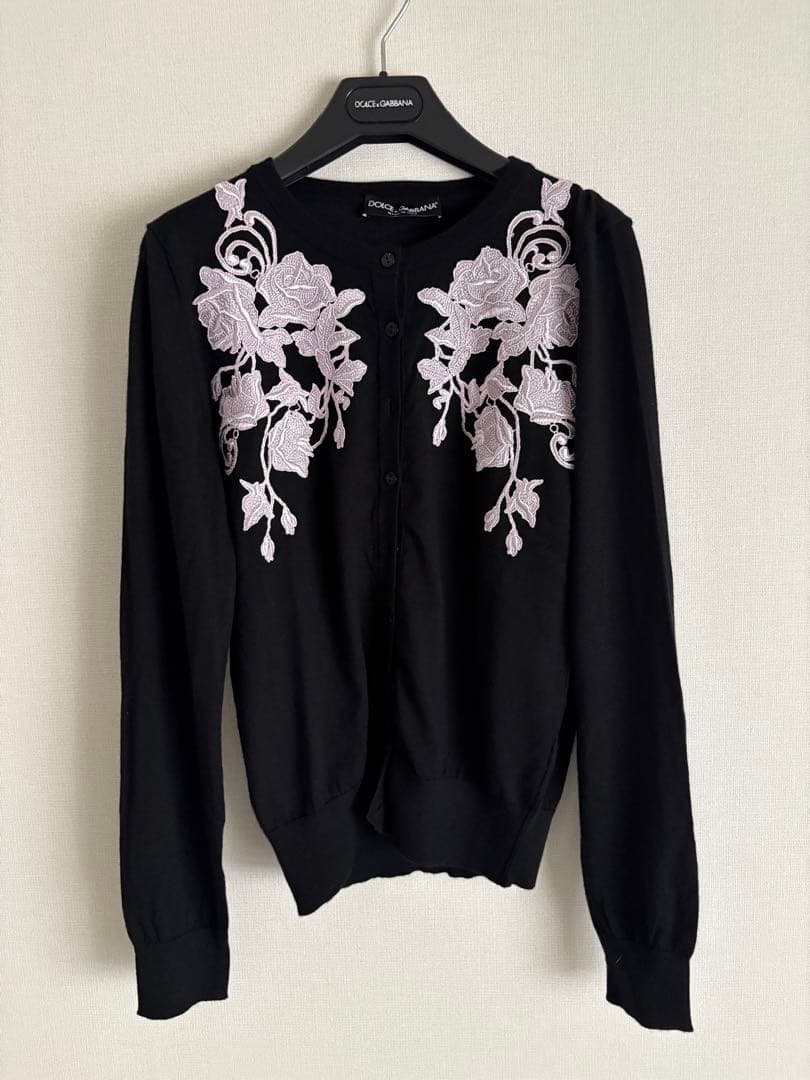 ドルチェ&ガッバーナ 黒ニットアンサンブルLサイズ