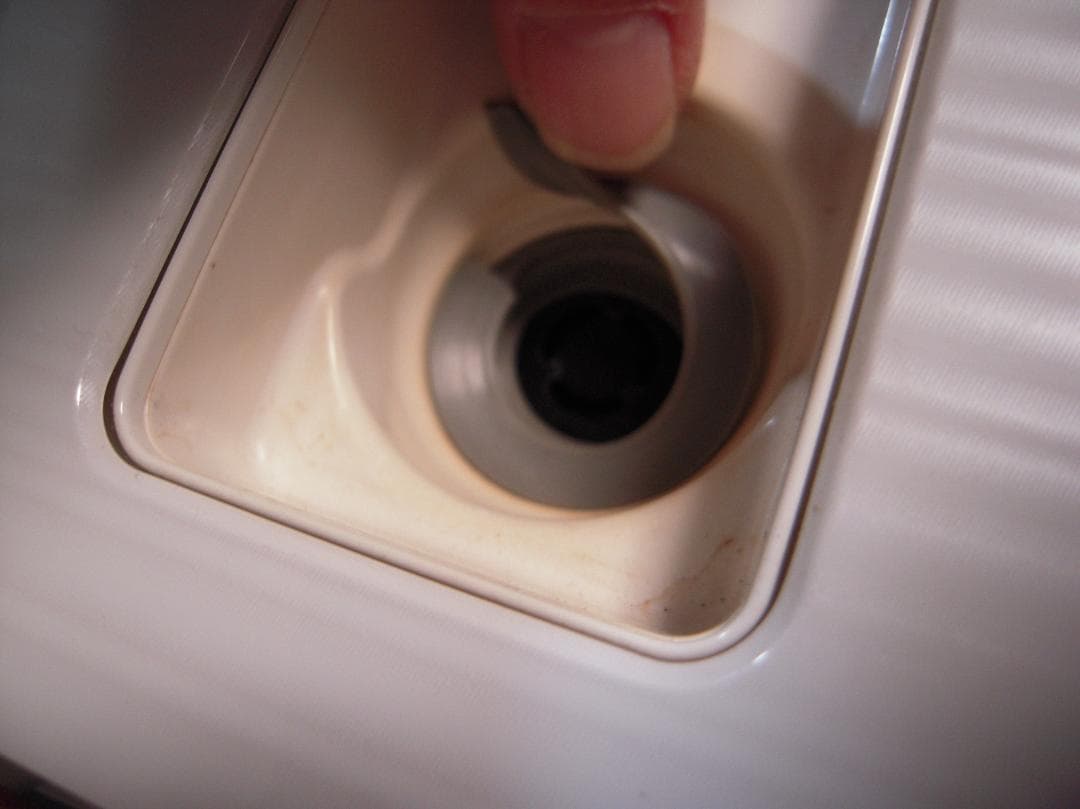 東芝　炊飯器　2021年製　RC-4ZPJ 本羽釜　2.5合炊き