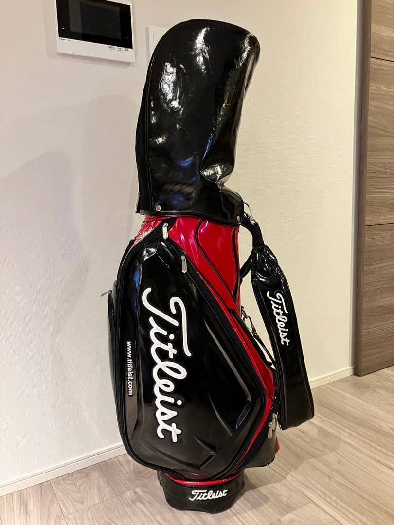 タイトリスト　キャディバック　赤黒（Titleist ）
