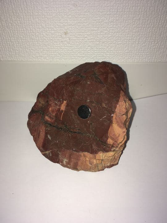 蛇紋岩　赤　ピンク