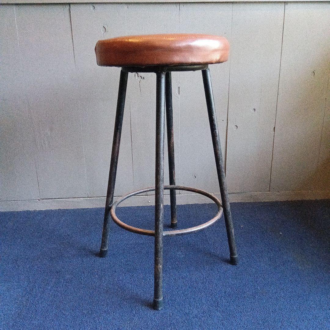 ブラウンレザー調 バースツール　椅子　昭和レトロ　アイアン