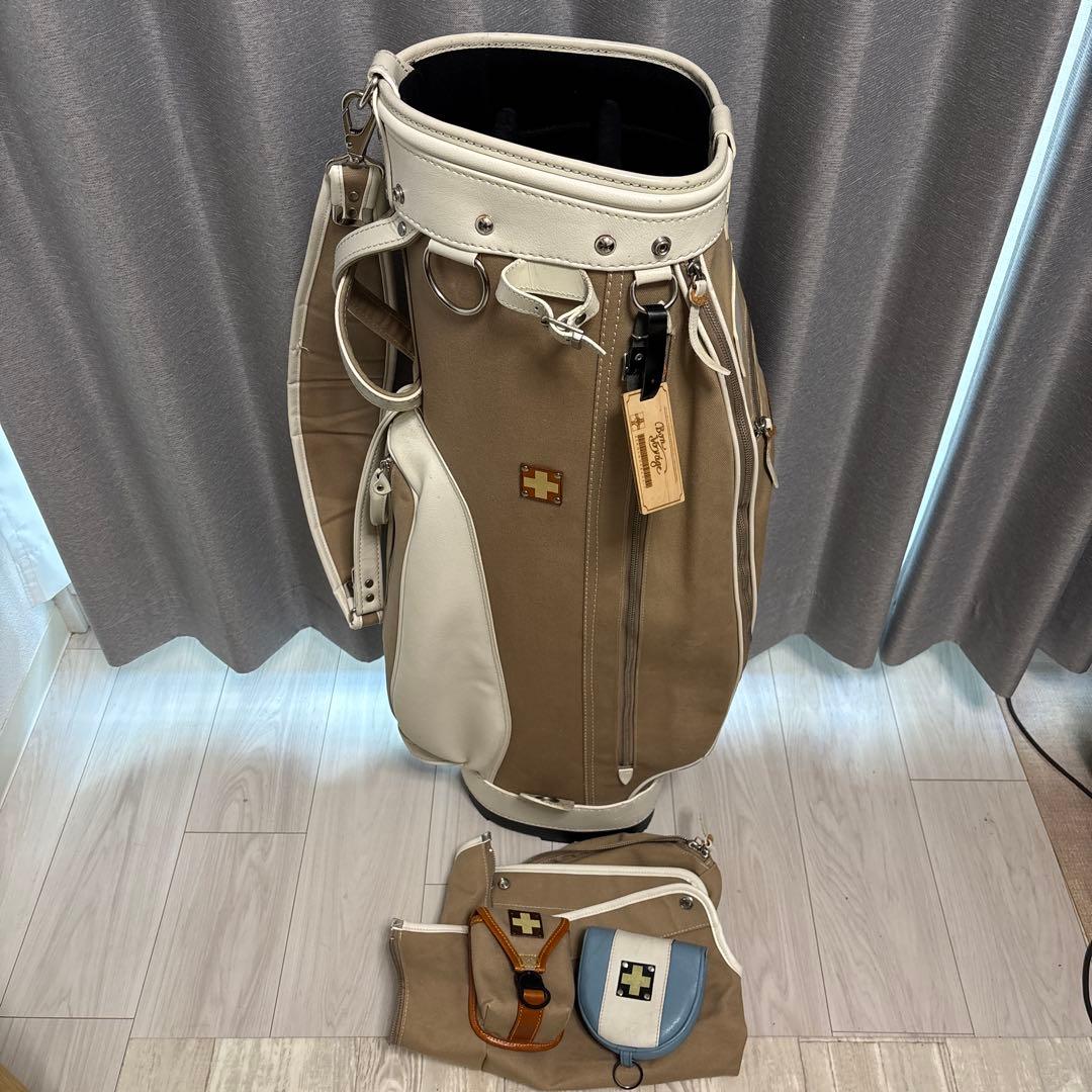 ゴルフバッグ・キャディバッグ ベージュ