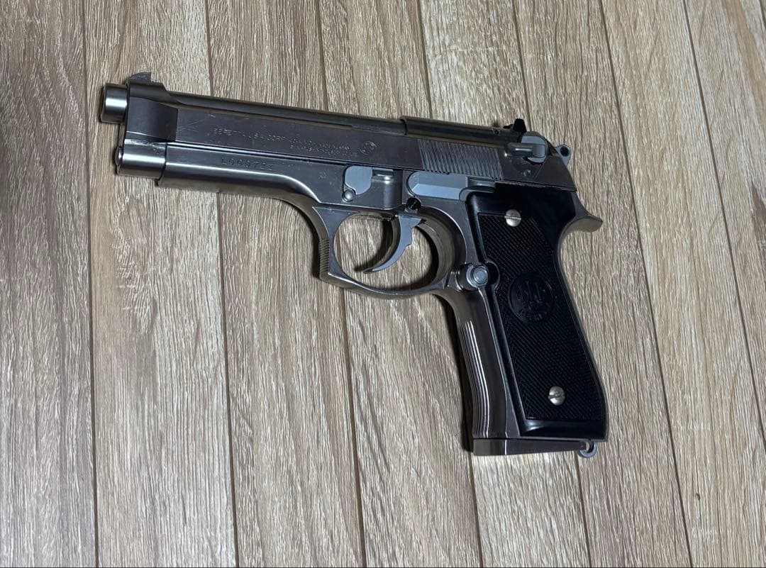 マルシン　モデルガン　ベレッタ92 2丁セット（シルバー、ブラック）