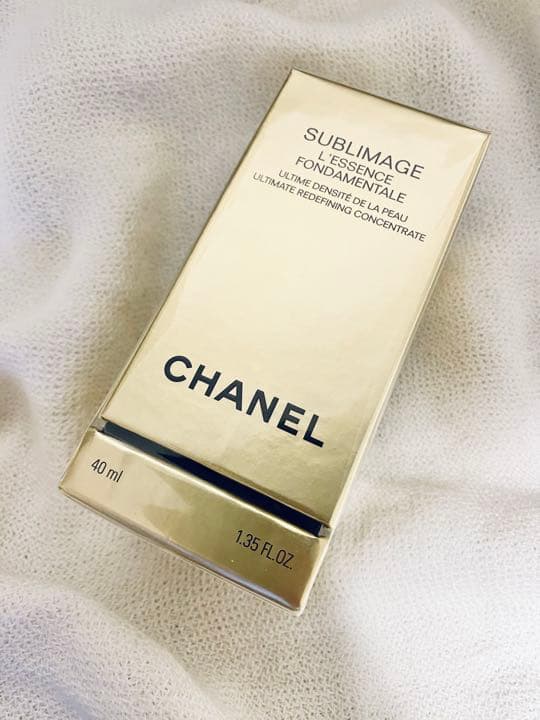 CHANELサブリマージュ レサンス フォンダモンタル