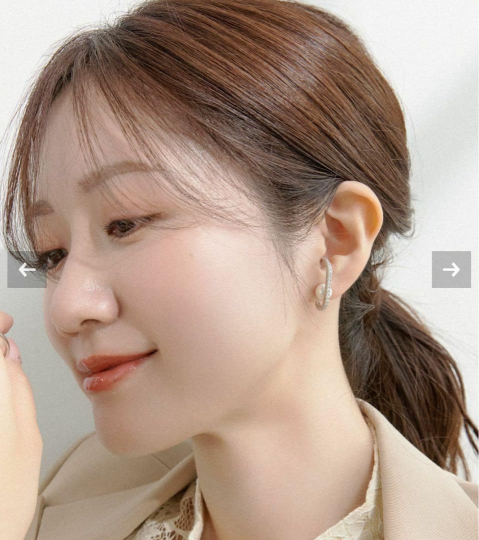 STELLAR HOLLYWOOD パール付きピアス