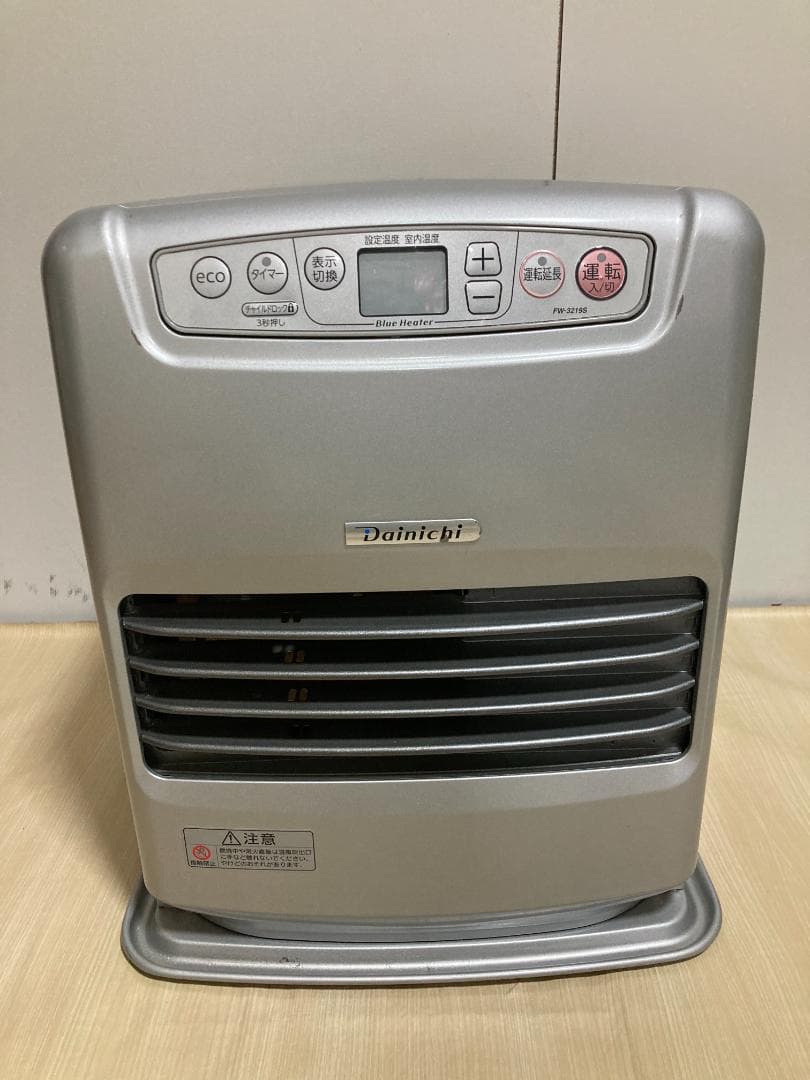 ★★美品★201９年製ーDainichi FW-321９S 石油ファンヒーター