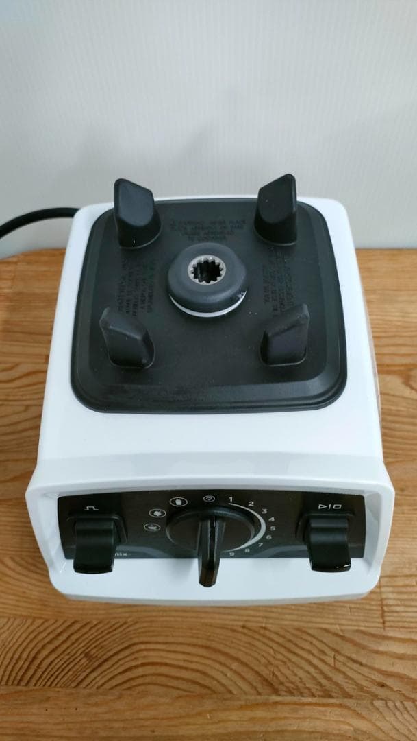 【美品】バイタミックス E520　ホワイト　保証書あり　1614