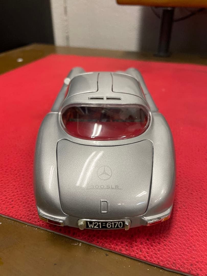 メルセデスベンツ　300SLR