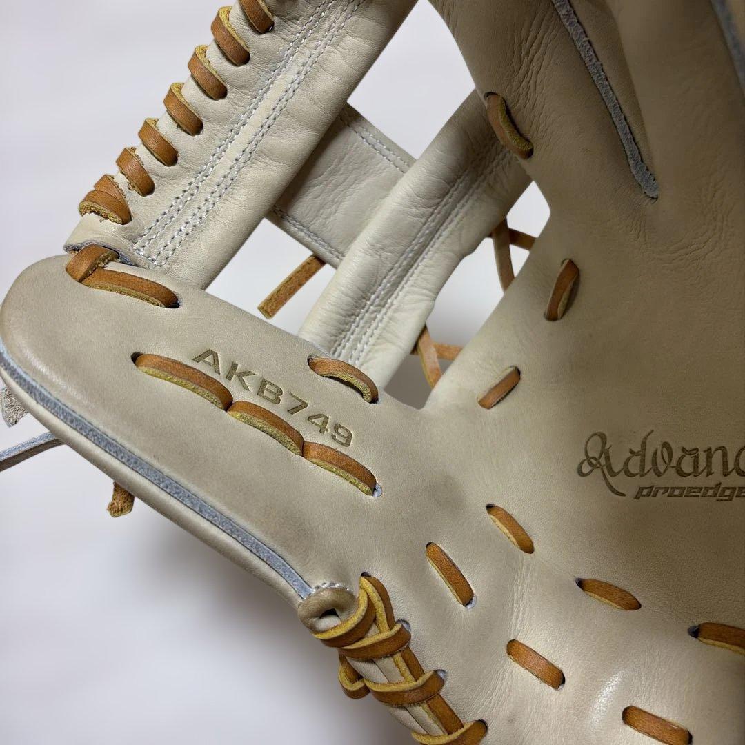 美品　SSK 硬式用 グローブ（グラブ） 内野手用　プロエッジ アドヴァンスド