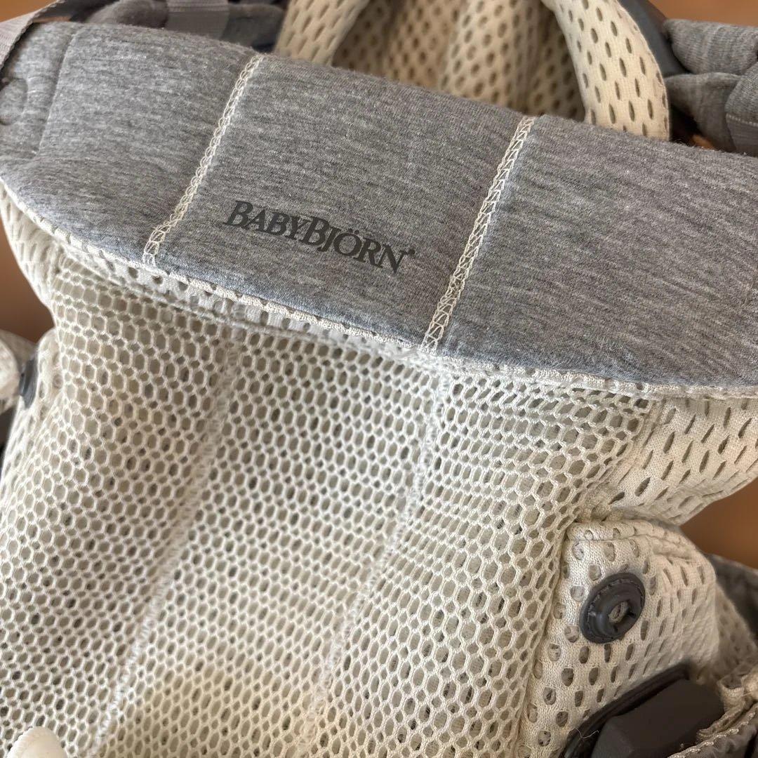 BABYBJÖRN 抱っこ紐 メッシュ クリーム　ハーモニー