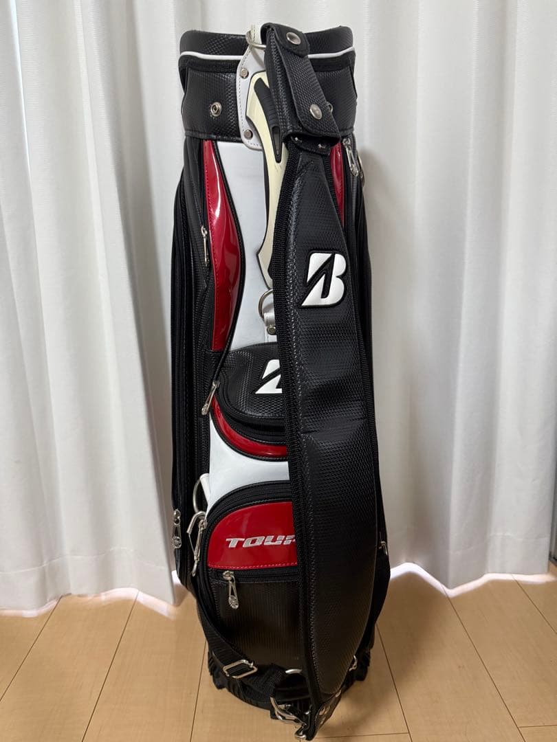 ブリヂストンTOUR B キャディバッグ　9.5型黒×赤　フード付き