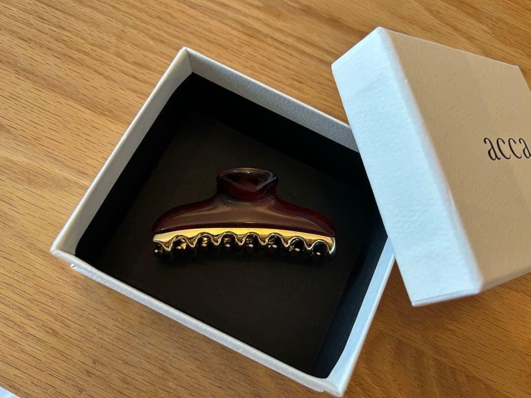 ちるちるさま専用ACCAアッカ　秋色ブラウン　Mサイズヘアクリップ　塗装ハゲ