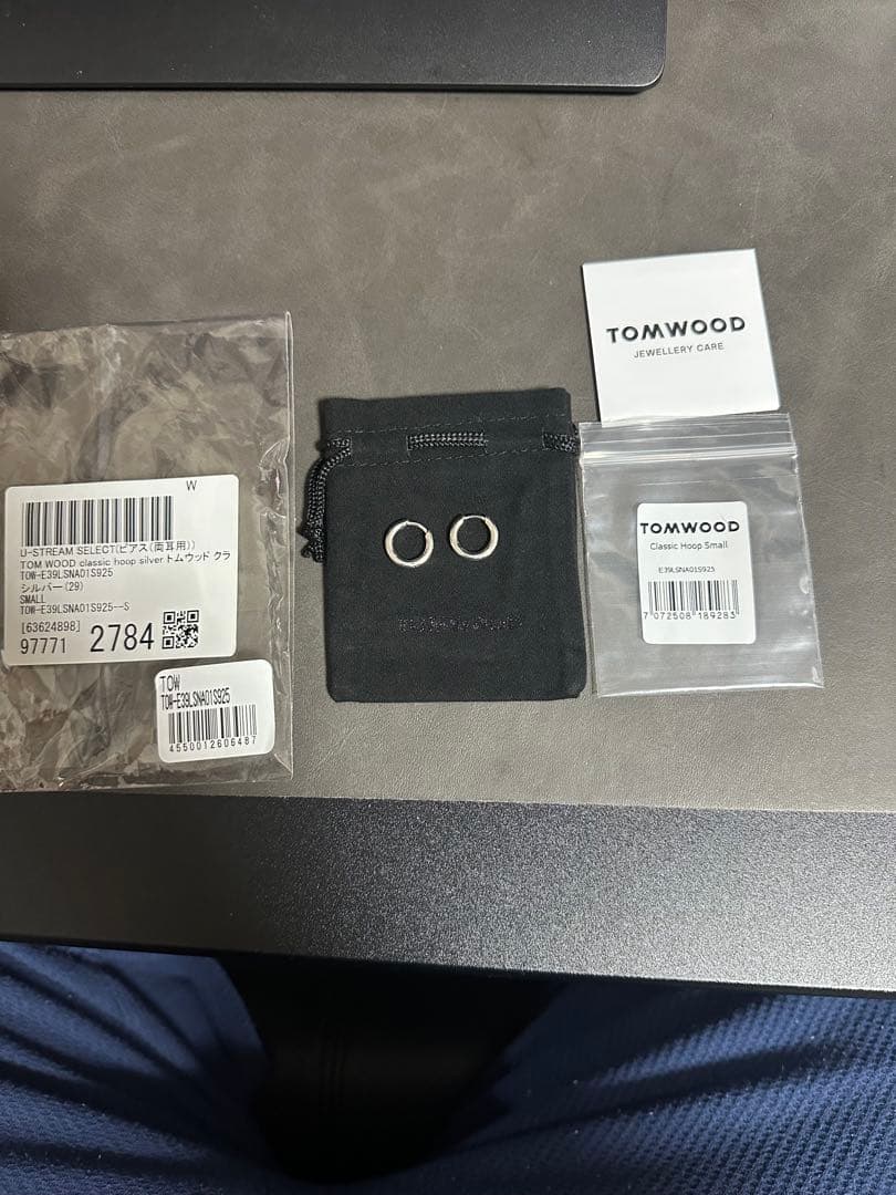 トムウッド　ピアス　クラシックフープ　スモール