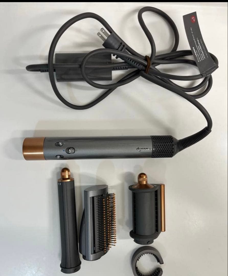 Dyson Airwrap ヘアアイロン