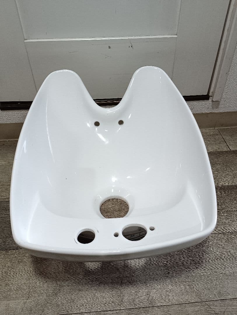 タカラベルモントリアシャンプーボウルのみ