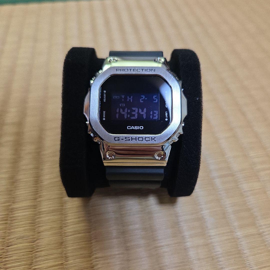 CASIO G-SHOCK GM-5600シルバー