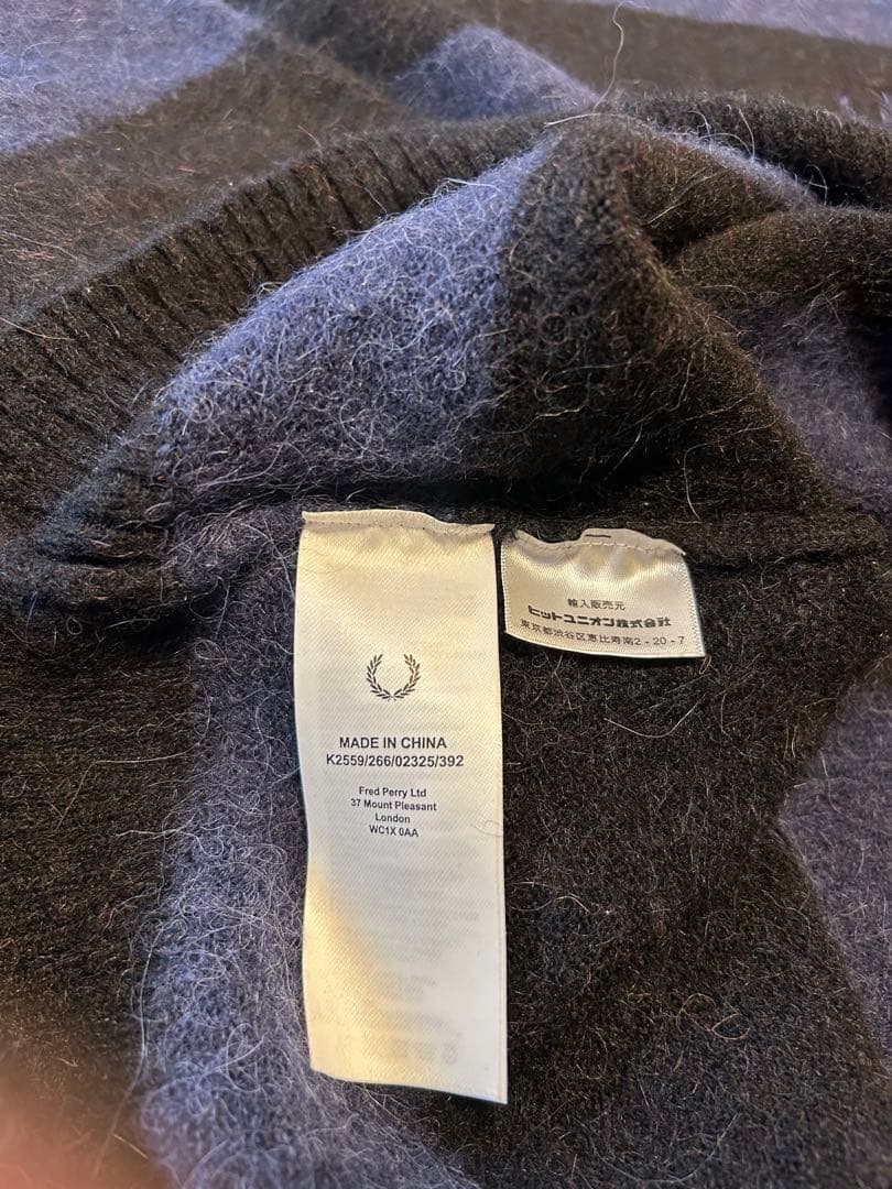 美品 FRED PERRY ボーダーニット ネイビー ブラック ロゴセーター
