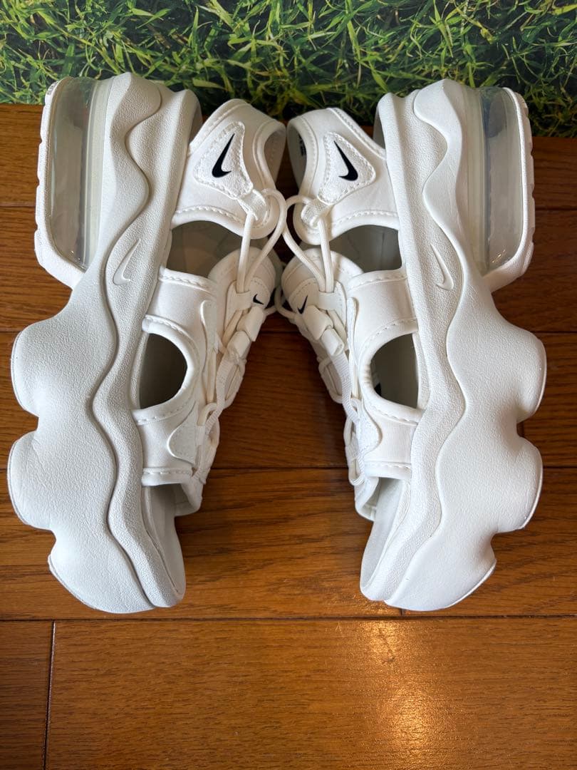 ⭐︎ほぼ新品⭐︎NIKE エアマックスココ 24cm ホワイト