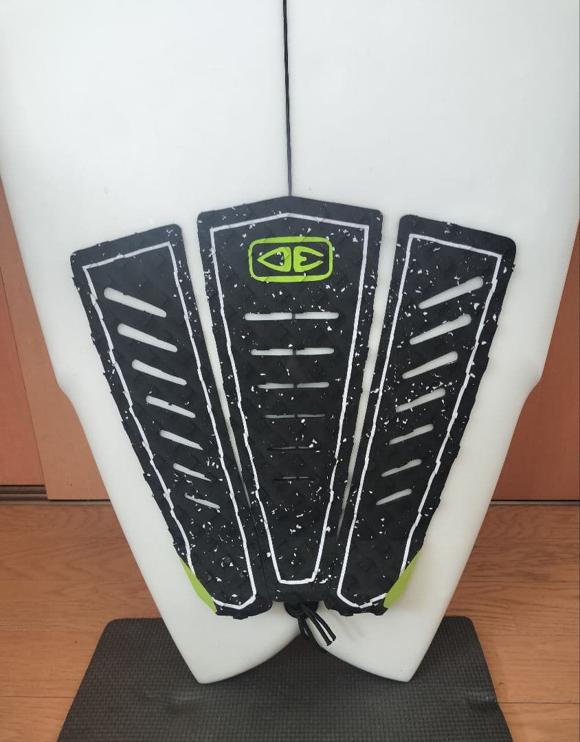 Lost Pisces PU 5’7” 31L