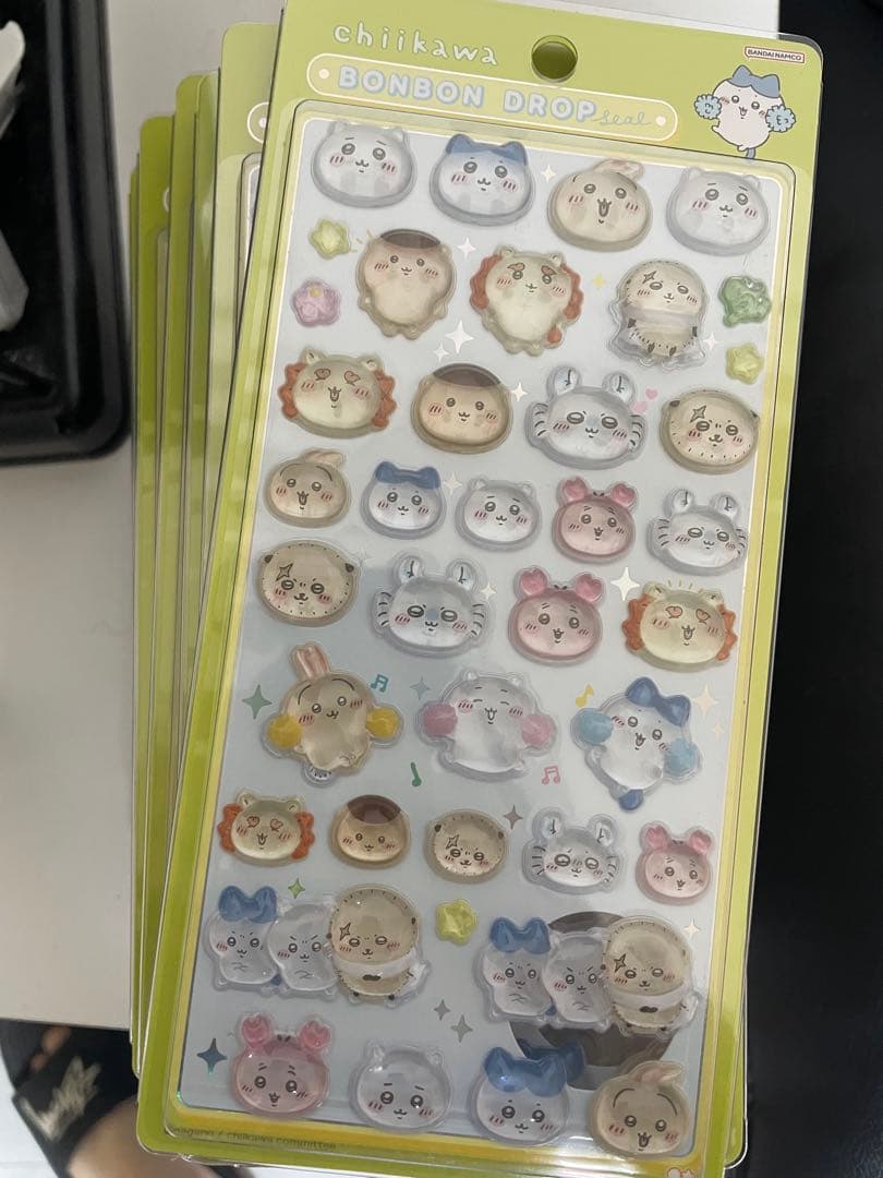 ちいかわ ボンボンドロップ シール みんなニコニコ