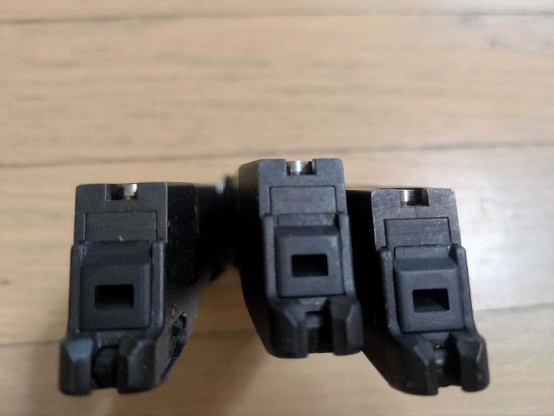 KSC SIG P226R HW System７マガジン3本実物グリップサバゲー