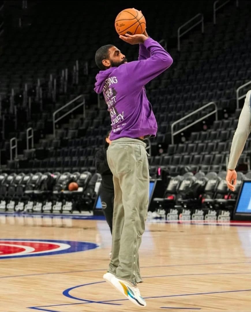 海外限定Kyrie1 バスケットボールシューズ US9.5／27cm