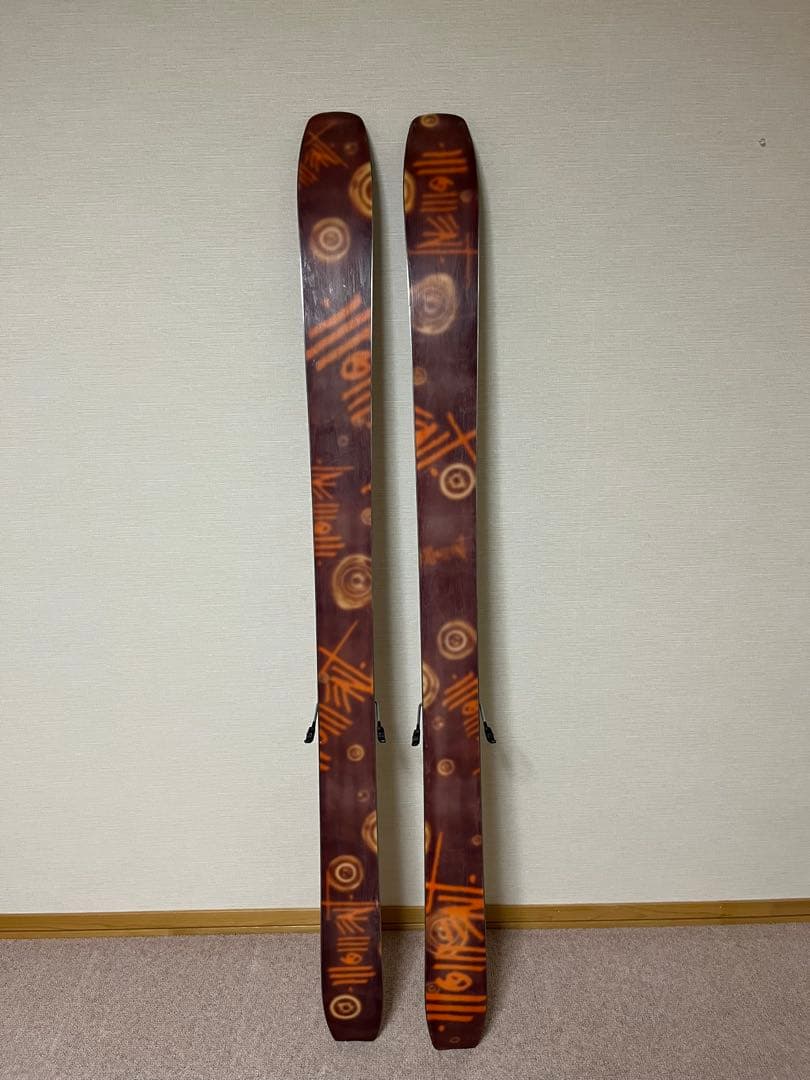 スキー板　moment UNDER WORLD 181cm