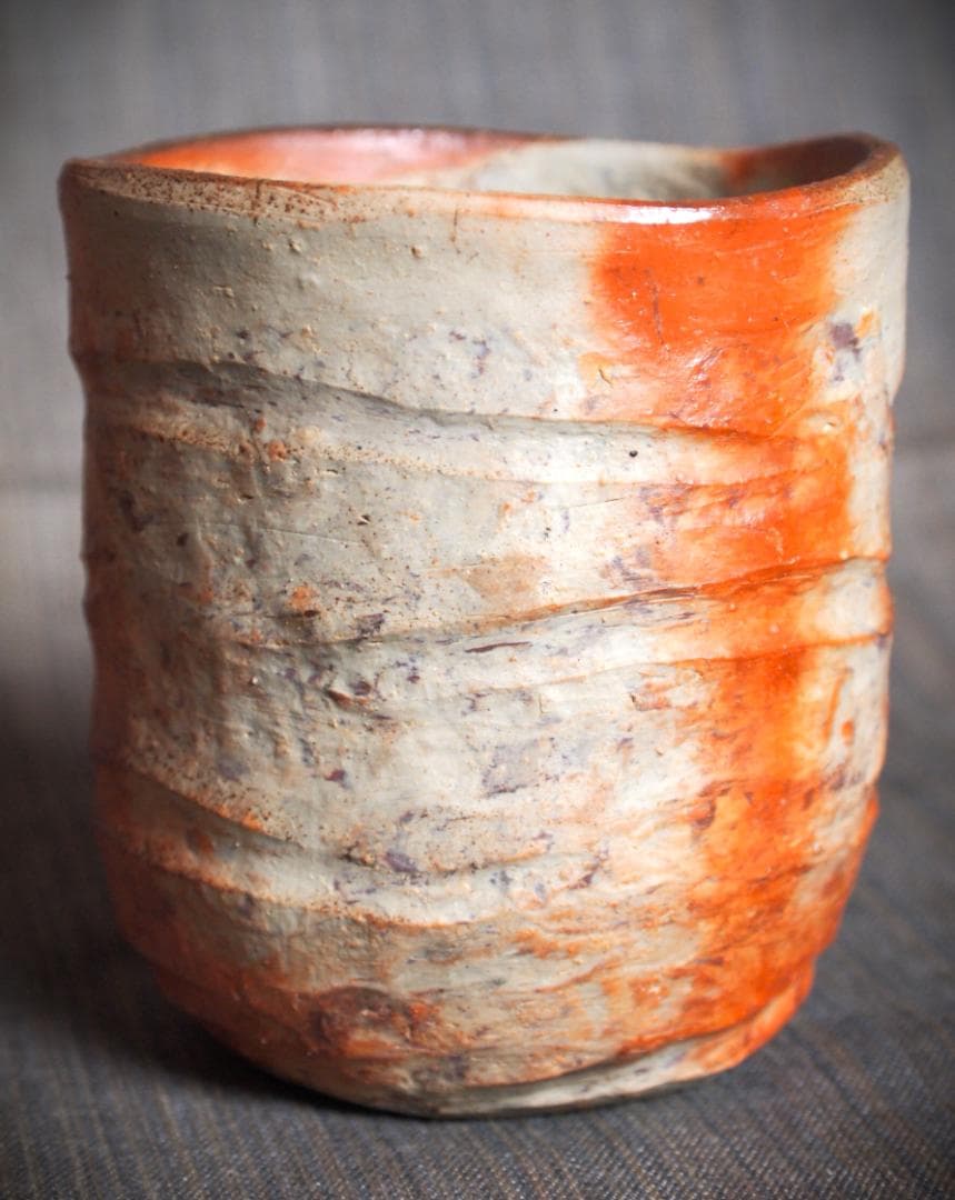 人気作家★川端文男【師：金重利右衛門】★備前《自然練り込み》湯呑み★共箱