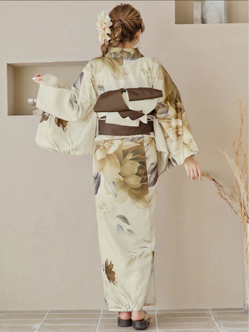 Sugar ブラウンベージュクラシックフラワー浴衣