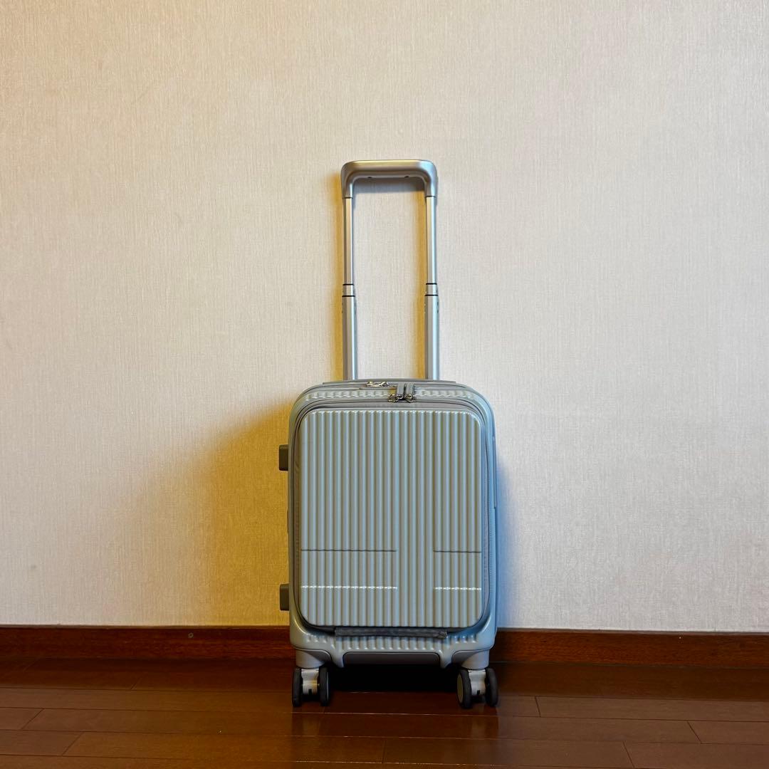 【innovator】21L キャリーケース Pale Blue