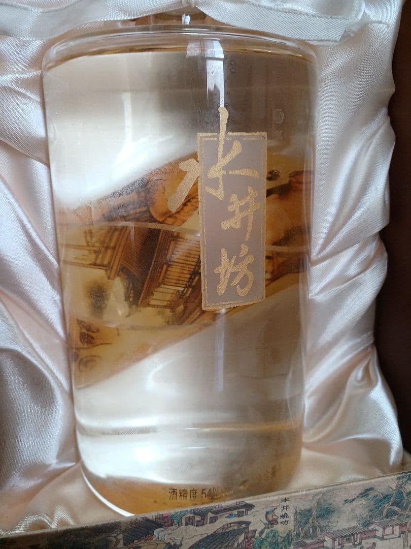 水井坊 鳳雅頌 54% 1L 希少 貴州茅台酒 五粮液 中国酒 白酒