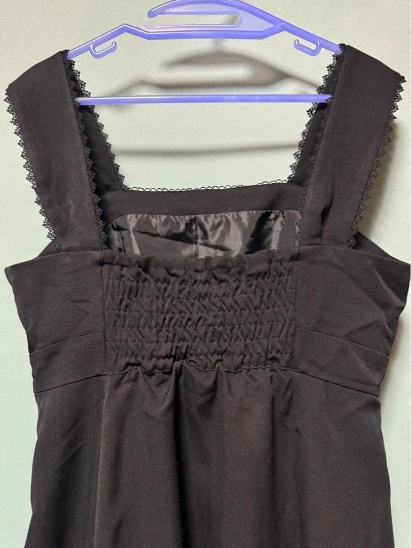 ブラックピースナウ　王冠ジャンパースカート