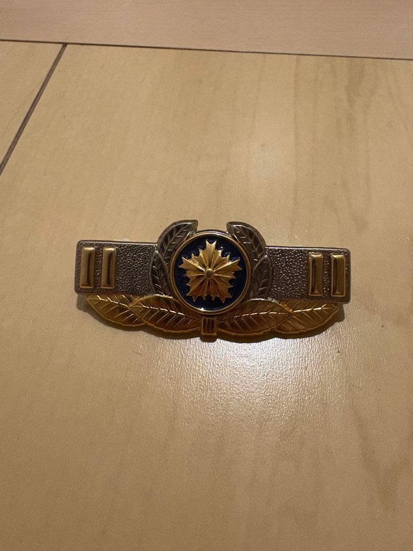 お*茶様 警察官　階級章　警部　レプリカ