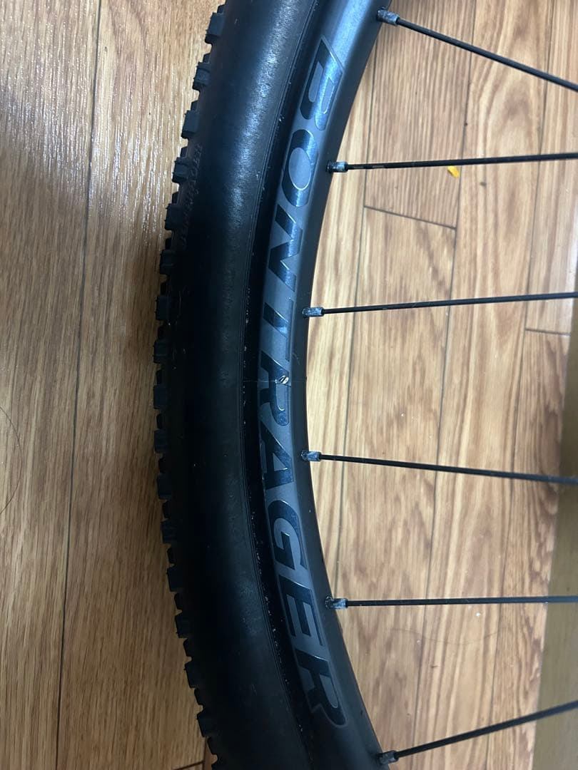 BONTRAGER KOVEE TLR 完組ホイール　DEORE スプロケ付き