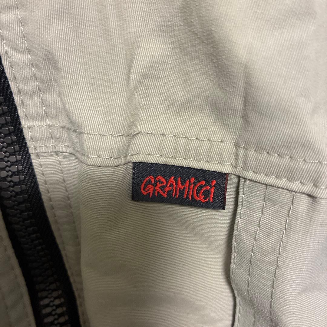 GRAMICCI ナイロンジャケット ライトグレーSサイズUSA製ヴィンテージ物