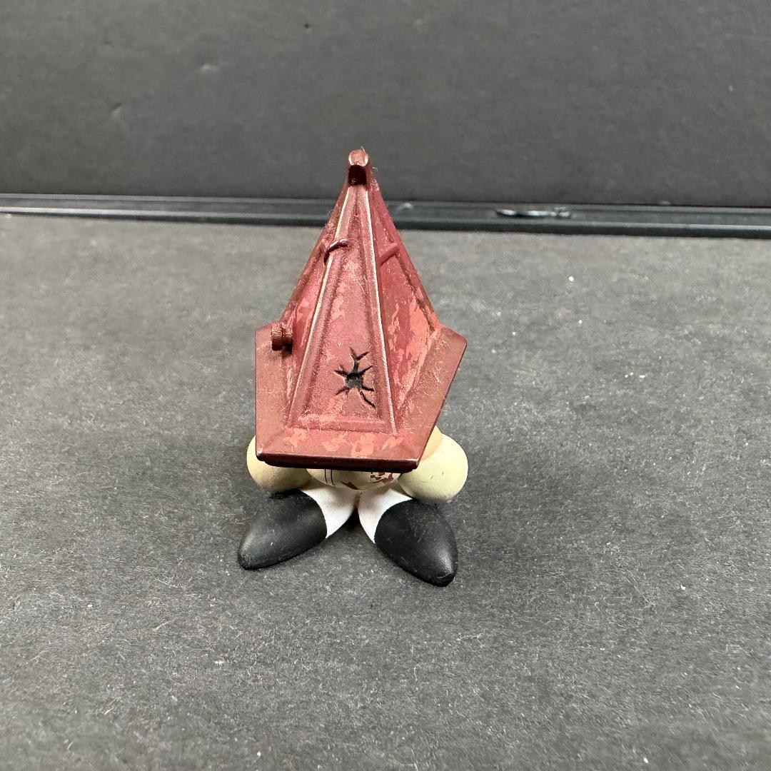 新品 サイレントヒル2 レッドピラミッドシング ねんどろいど フィギュア など