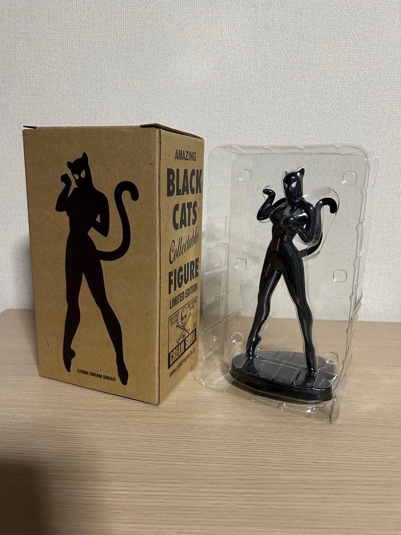 CREAM SODA★BLACK CATS★立ち猫フィギュア★新品★ブラック